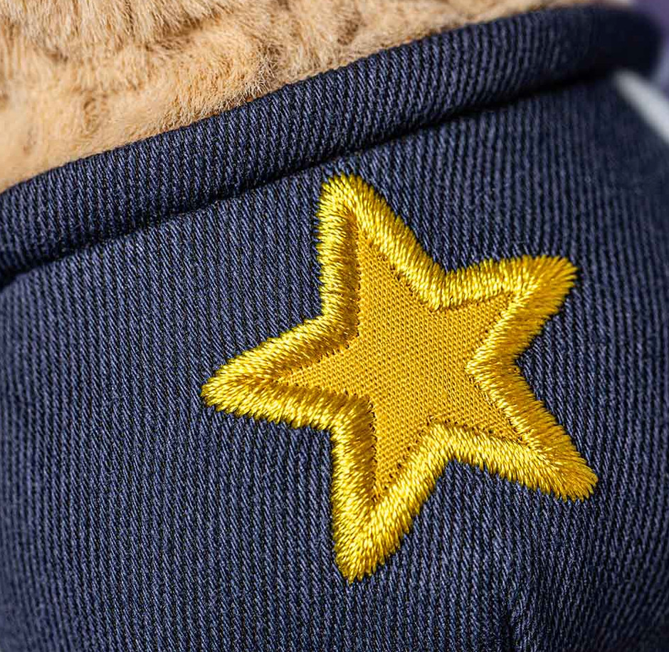Jellycat Amuse Peanut Student